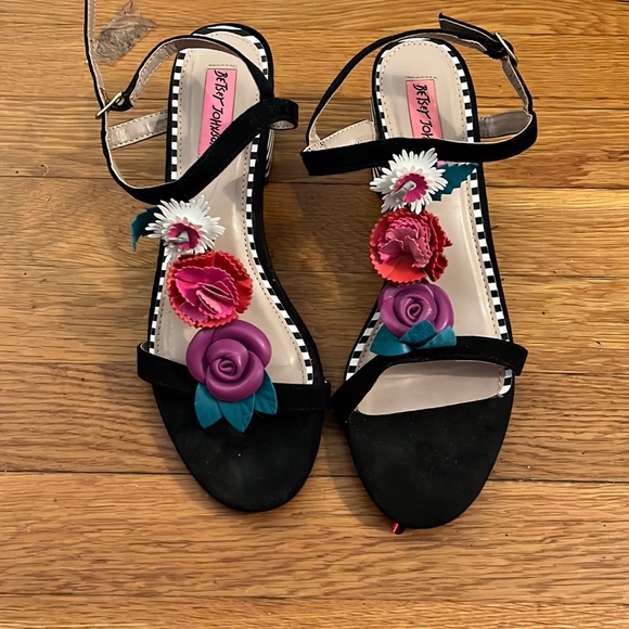 Betsey Johnson Shoes - Betsey Johnson • ANDE adjustable ankle strap heel • size 8.5 • SALE NOT APPLY